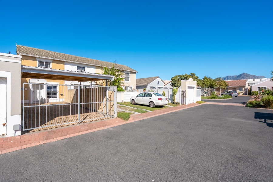 2 Bedroom Property for Sale in Thornton Western Cape